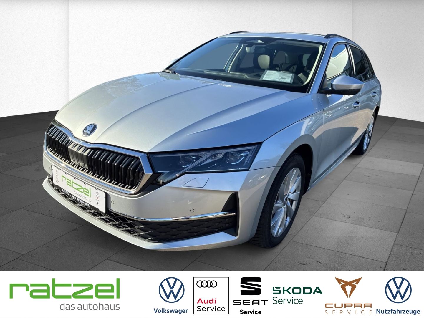 Fahrzeugabbildung SKODA Octavia Combi Selection 2.0 TDI HUD Navi T-Leder