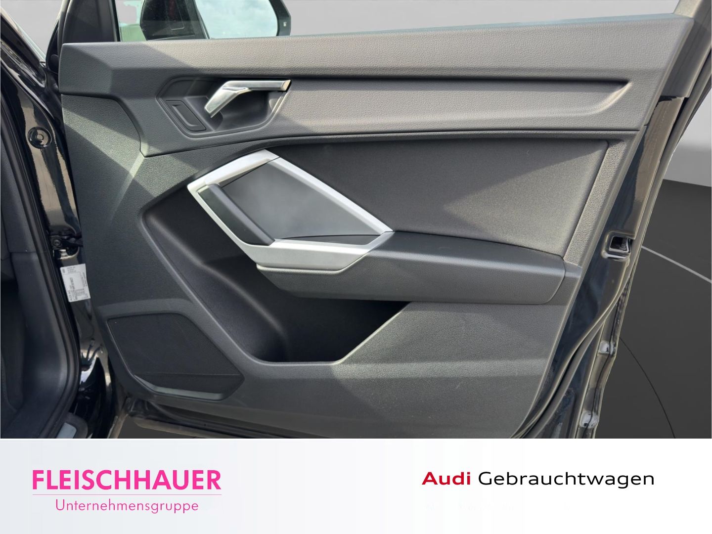 Audi Q3 Sportback 45 TFSI e S line Navi LED AHK Kamer foto 17