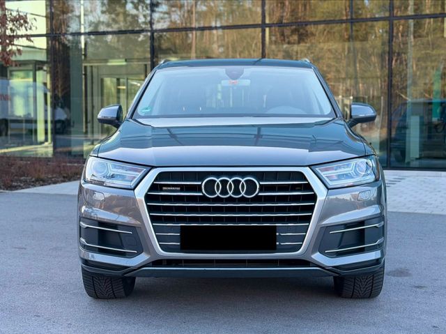 AUDI Audi Q7 3.0 TDI quattro tiptronic