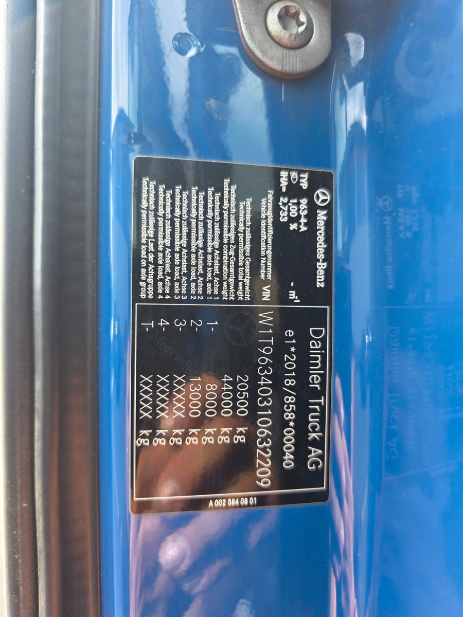 Fahrzeugabbildung Mercedes-Benz Actros 1853 LS Hydraulik Öl-Retarder Standklima