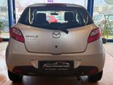 Mazda Lim. 1.3 Independence Klima / Servo / ZV - Mazda 2: Silber