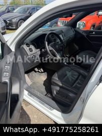 Volkswagen Tiguan - 12
