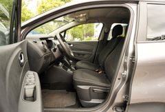 Fahrzeugabbildung Renault Captur Limited Autm. Navi Tempomat Klima PDC