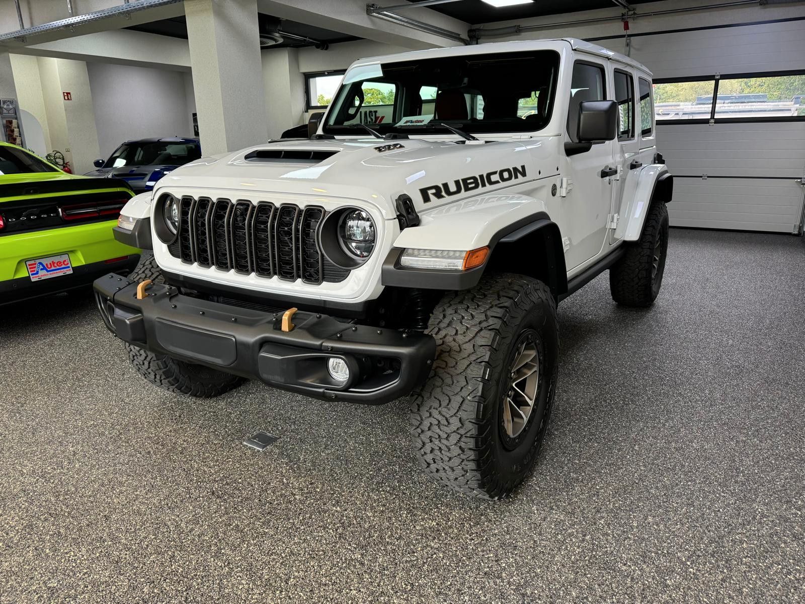Fahrzeugabbildung Jeep RUBICON 392-6.4L HEMI V8-RECON 35"-STEEL BUMPER