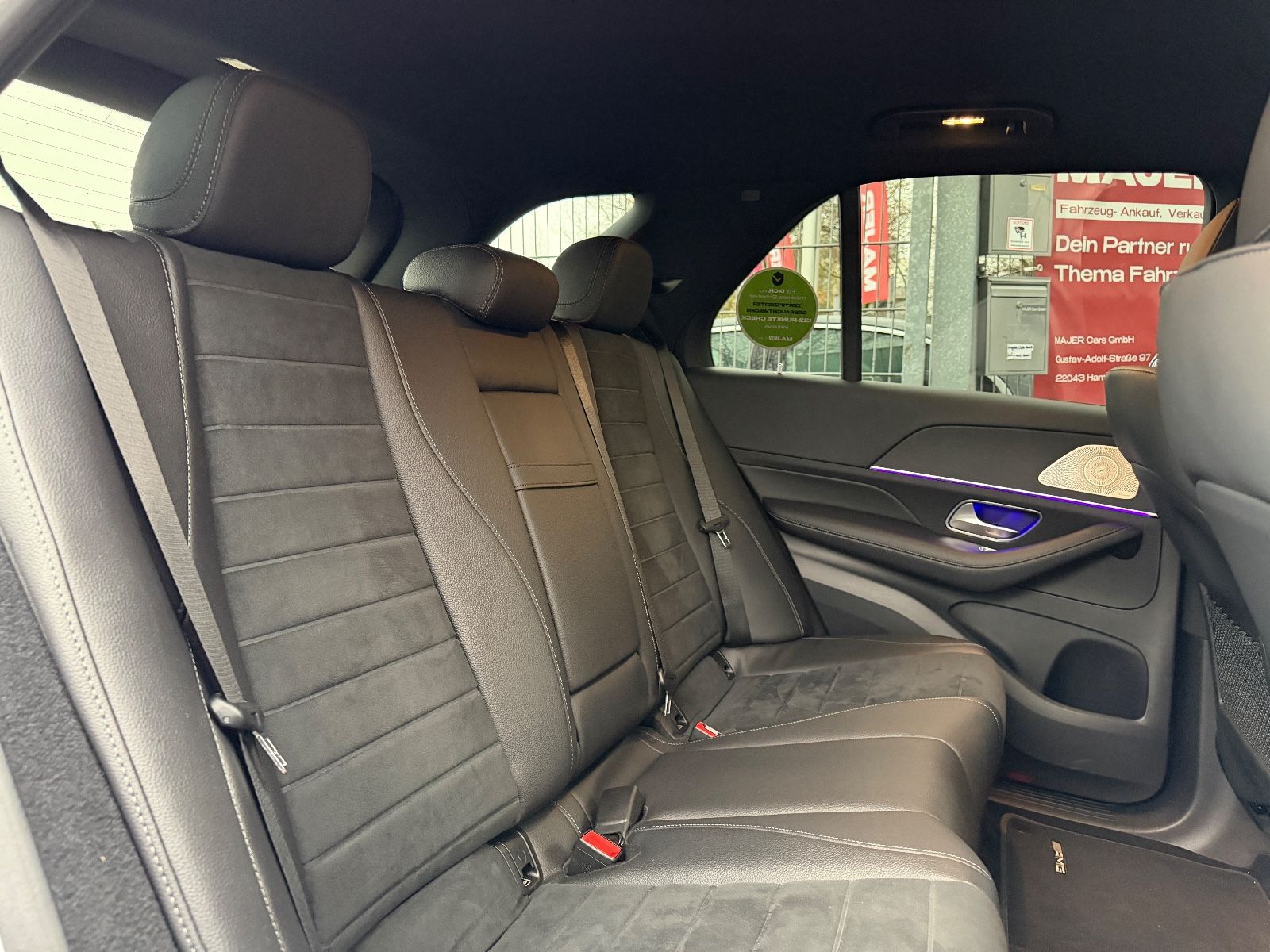 Fahrzeugabbildung Mercedes-Benz GLE 300d 4Matic*BURMESTER*MUTLIBEAM*AHK*WIDESCRE