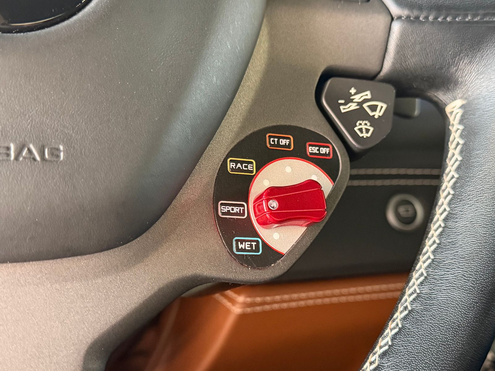 Fahrzeugabbildung Ferrari 488 GTB GTB Coupé DCT/SCUDERIA/KAMERA/