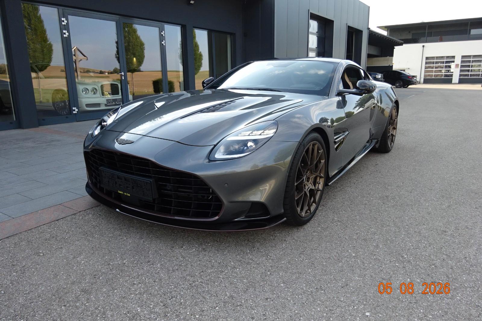 Aston Martin Vanquish V12  "Mega-Vollausstattung"