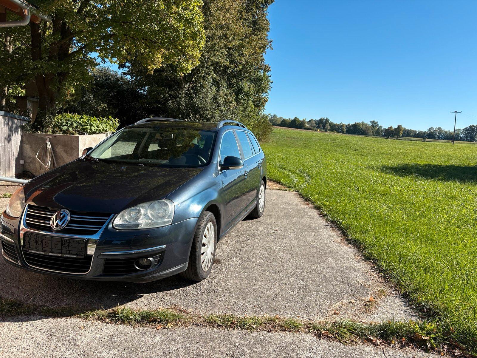 Volkswagen Golf 2008 — interior