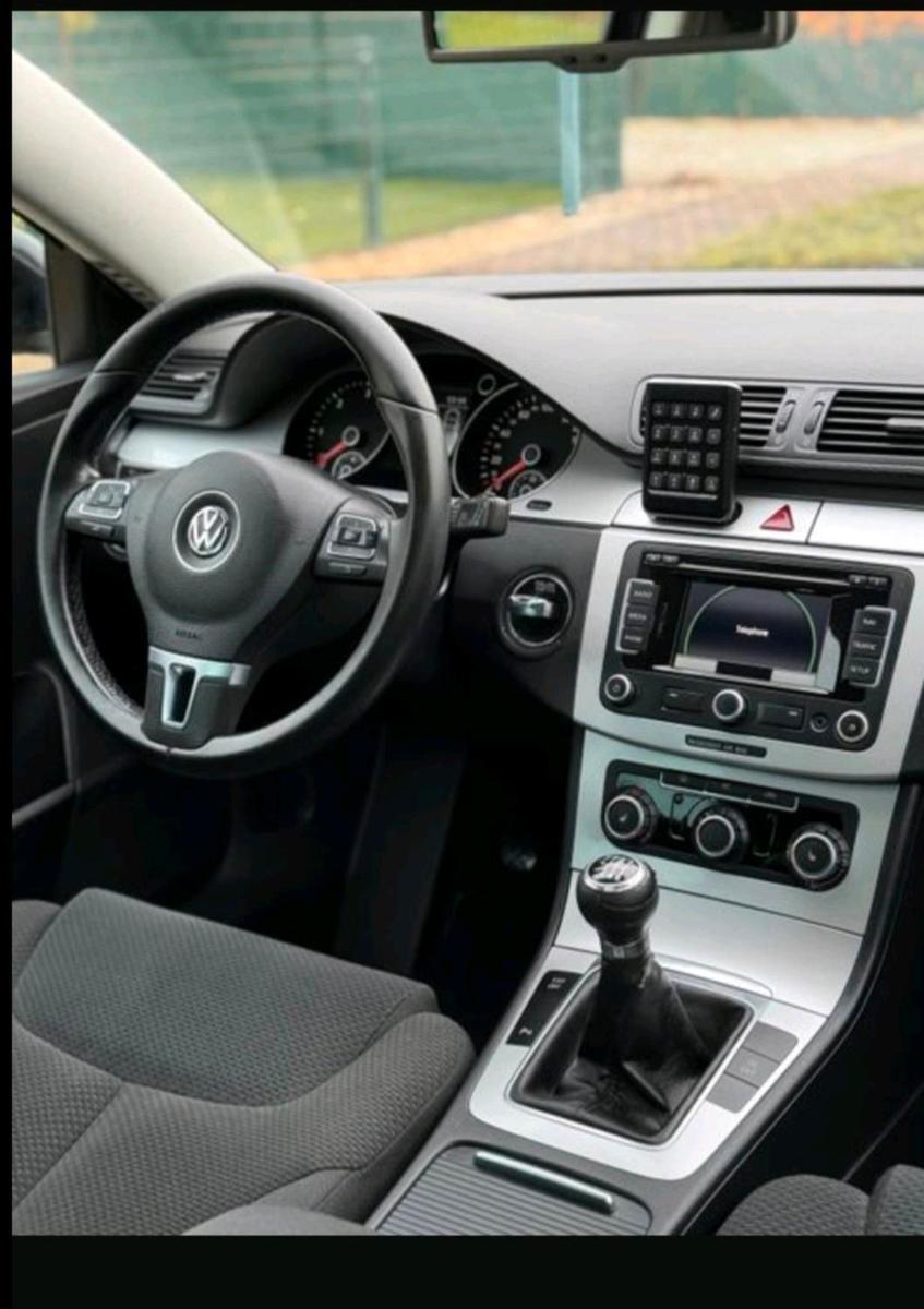 Volkswagen Passat 2010 — photo 7