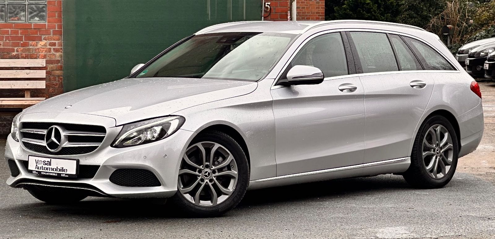 MERCEDES-BENZ C220 AVANGARDE / SCHECKHEFT / SERVICE-TÜV NEU