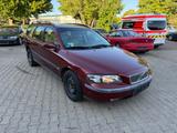 Volvo V70 2.4 T - gebrauchte Volvo V70 aus dem Jahr 2001