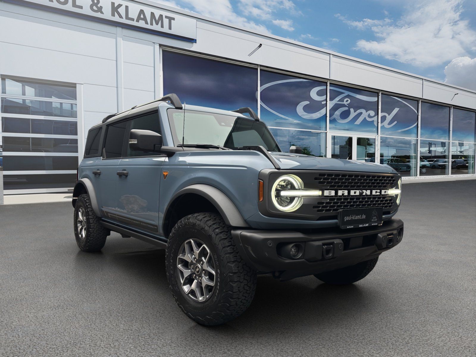 Fahrzeugabbildung Ford Bronco 2.7l EcoBoost V6 Badlands e-4WD #360-Gr
