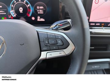 Volkswagen T-Roc - 11