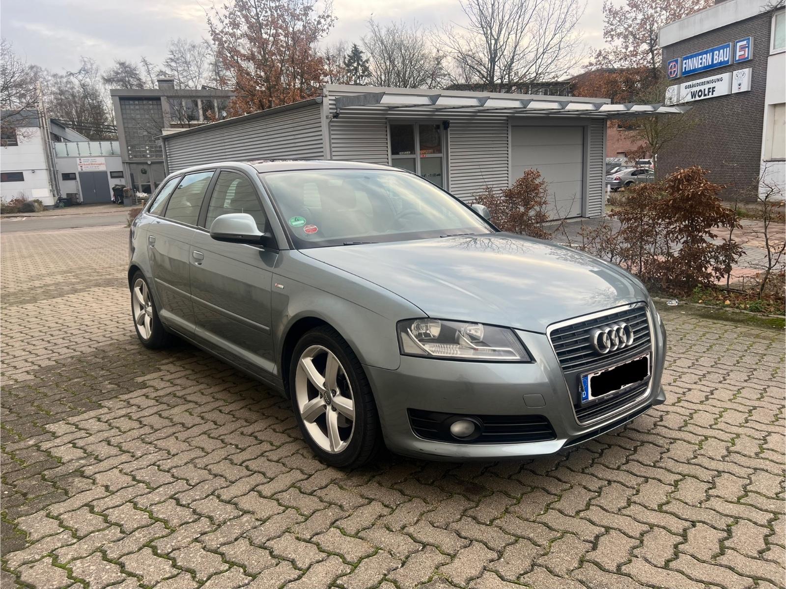 Audi A3 Sportback 1.6 TDI S line Sportpaket/Pano/Satz