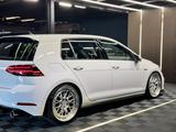 Volkswagen Golf VII Lim. GTI Performance BMT - Volkswagen Golf: Allradantrieb
