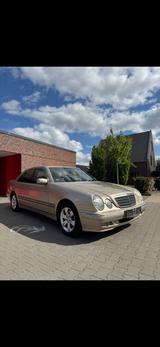 Mercedes-Benz Mercedes E 220 Diesel - gebrauchte Mercedes-Benz C 220 aus dem Jahr 2000