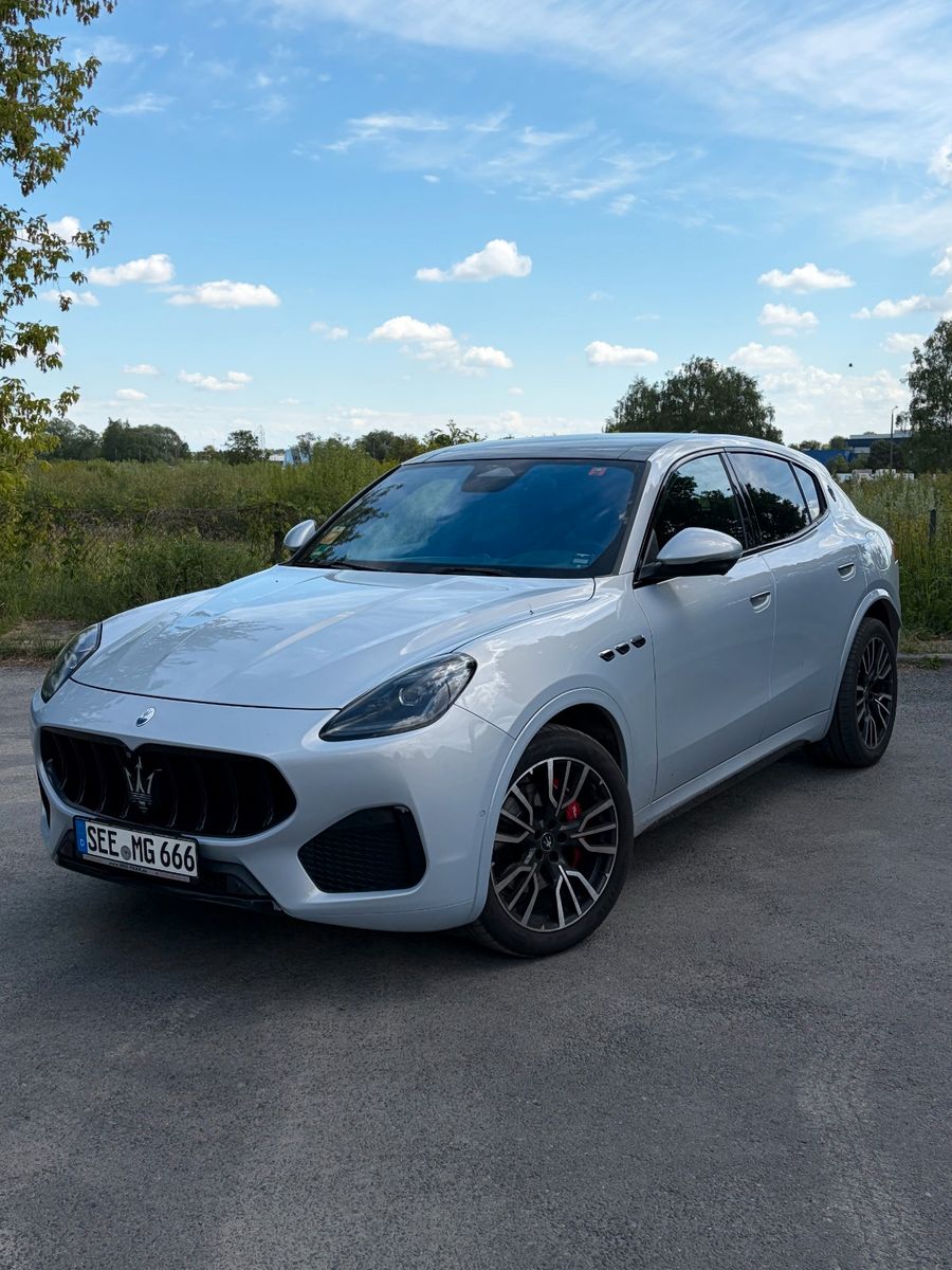 MASERATI Grecale