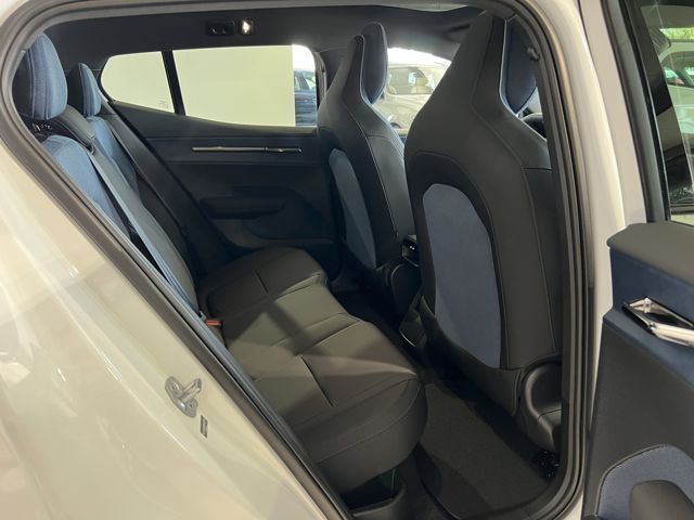 Volvo EX30 Ultra AWD Performance ACC BLIS Pano 360°