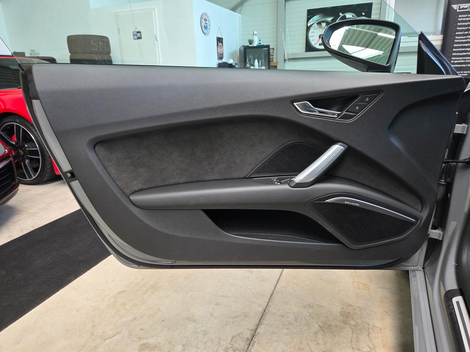 Audi TT RS/Bang-Olufsen/Rückfahrkamera/Sport-AGA/500€
