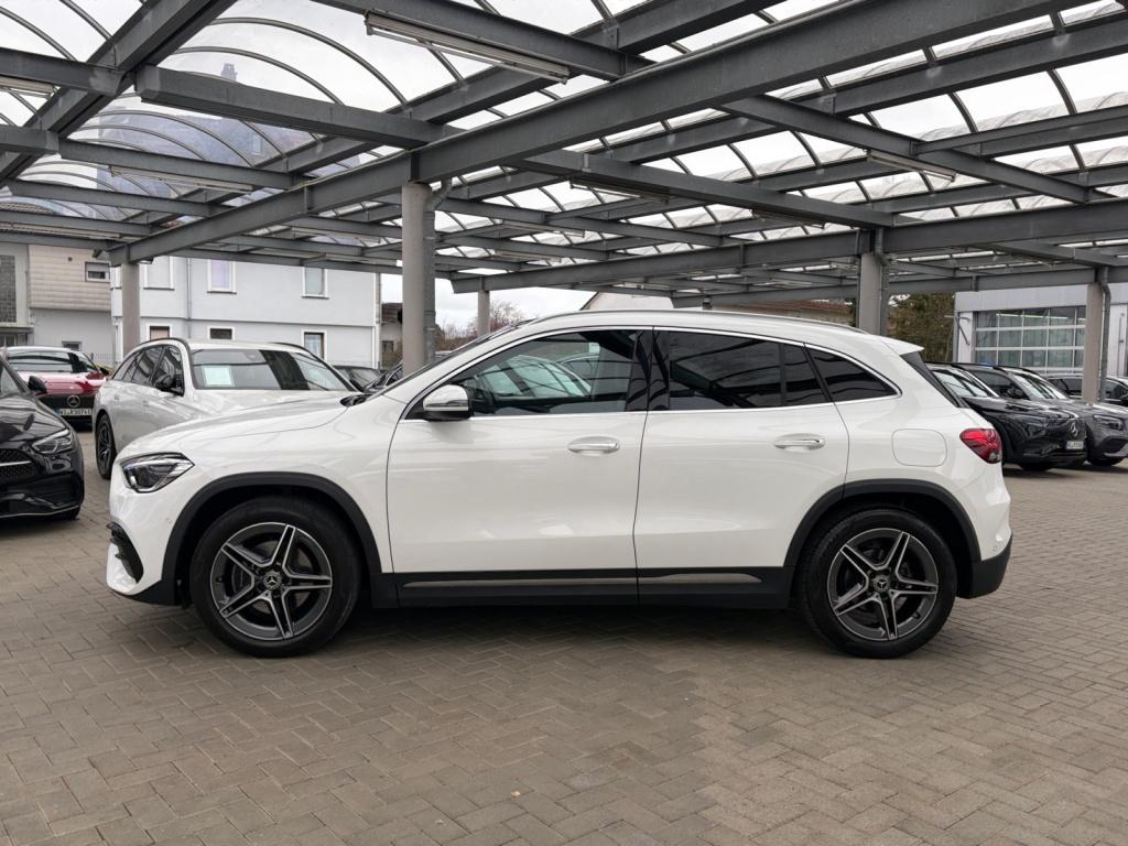 Mercedes-Benz GLA 200 AMG+PANO-DACH+KAMERA+MEMO+MULTIBEAM-LED