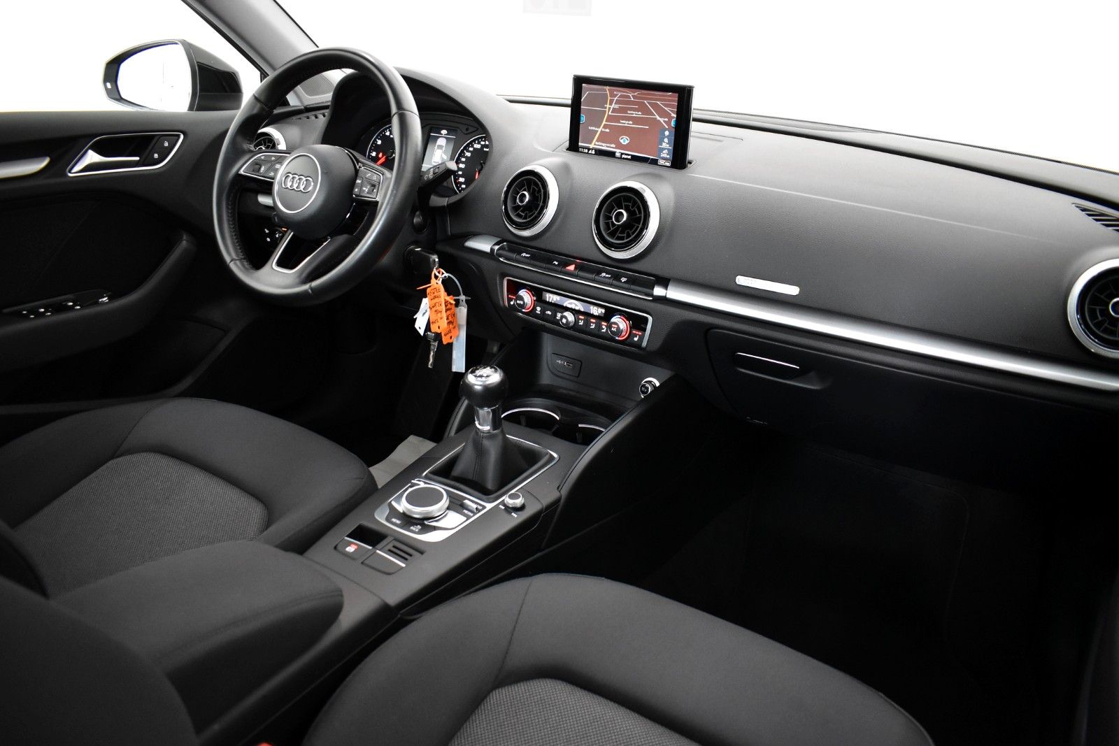 Fahrzeugabbildung Audi A3 Sportback Navi,Xenon,SH,PDC,Allwetterreifen