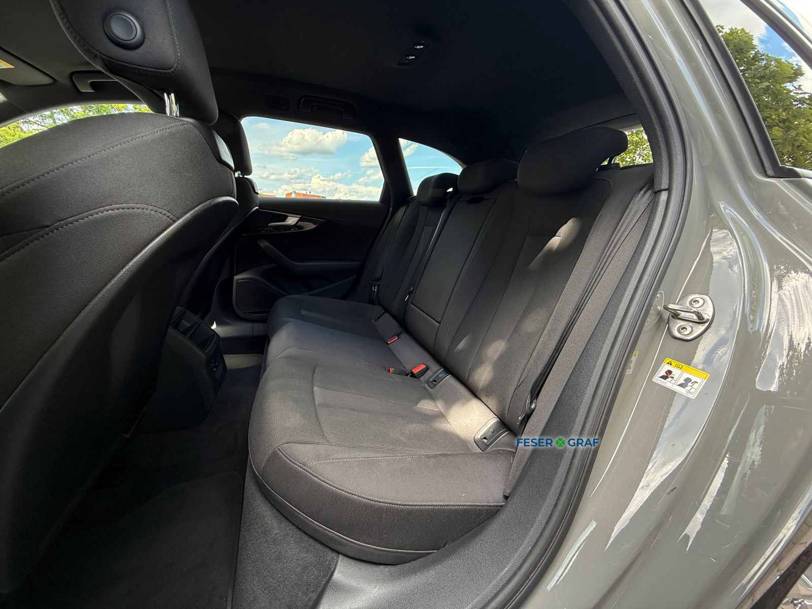 Audi A4 - Bild 9