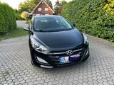 Hyundai i30 blue 1.4 - - Hyundai i30 in Oldenburg