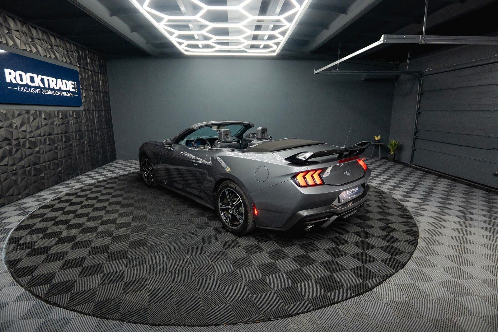 Fahrzeugabbildung Ford Mustang GT Cabrio DARK HORSE PREMIUM MY2024 LED