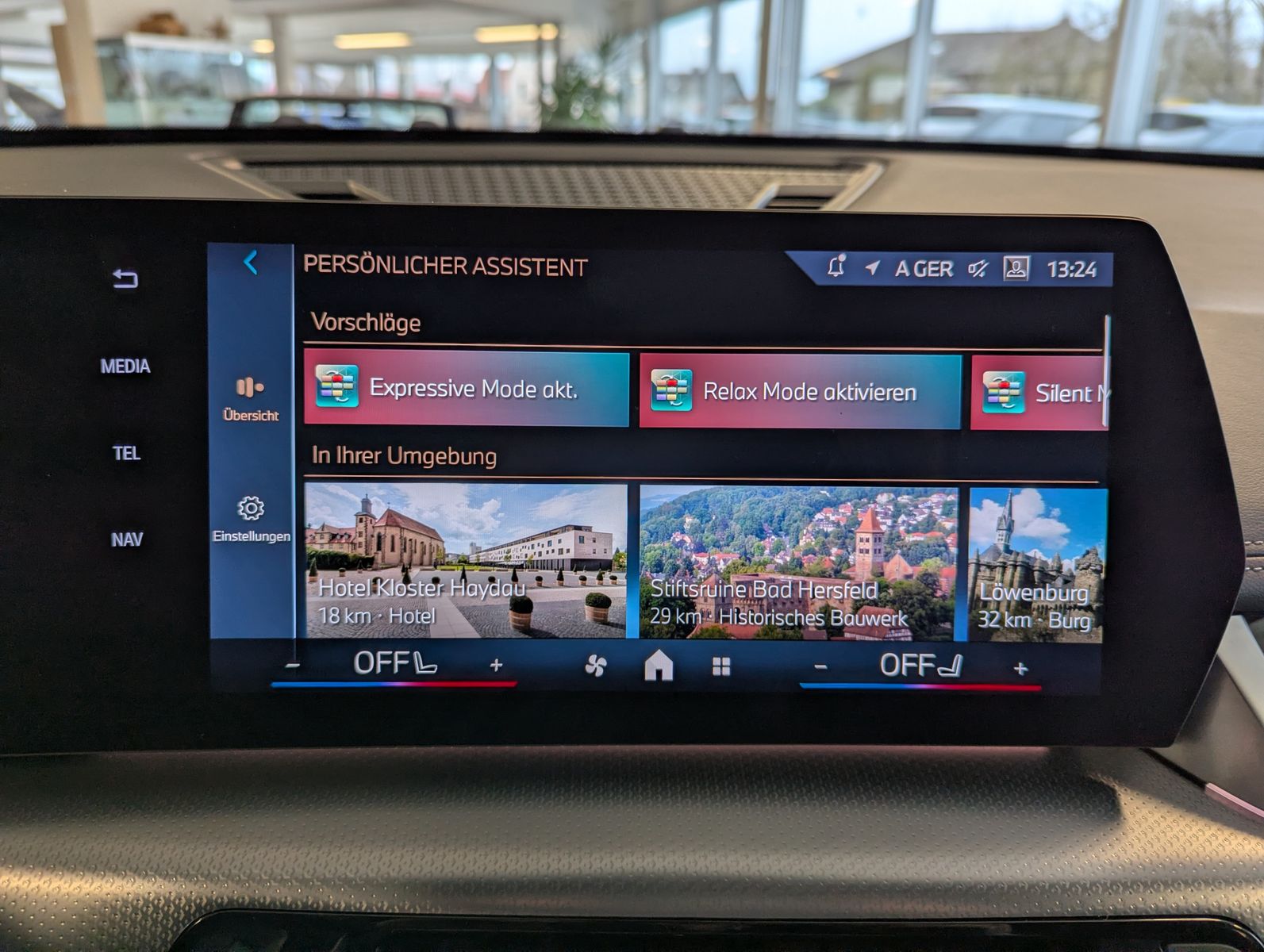 BMW X1 18 d M-Sport Pano Premium-Travel-Paket AHK - Image 33