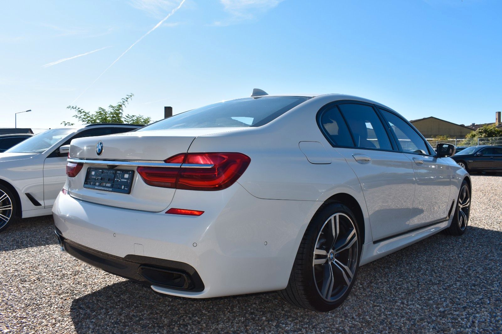 Fahrzeugabbildung BMW 750d Lim xDrive M Sport Laser 1 Hand Voll TVfond