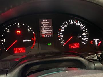صورة مصغرة 14 لـ 2001 AUDI A8