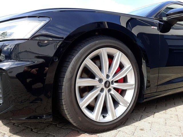 Fahrzeugabbildung Audi A6 Avant S line 55TFSIe quattro Matrix HeadUp