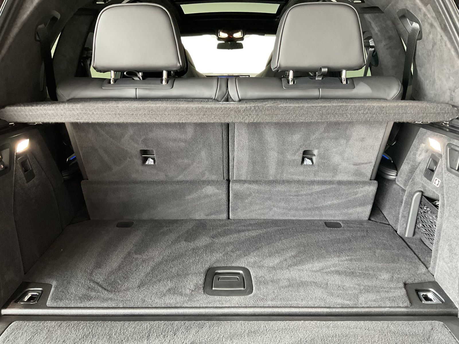 Fahrzeugabbildung BMW X7 M60i Integral-Aktivlenkung, M Sportpaket Pro,