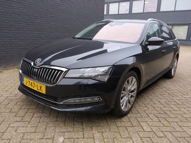 Skoda SUPERB COMBI 1.5 TSI 110KW *AUTOMATIK*LED*ALCANT