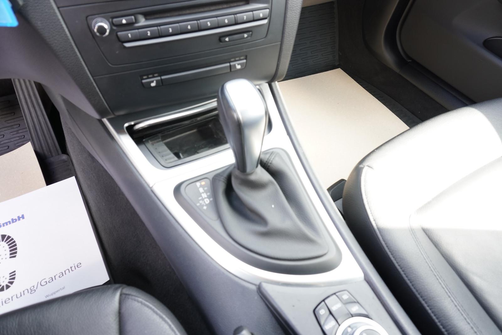 BMW 116 i Lifestyle *Automatik*Leder*Xenon*Navi*+++