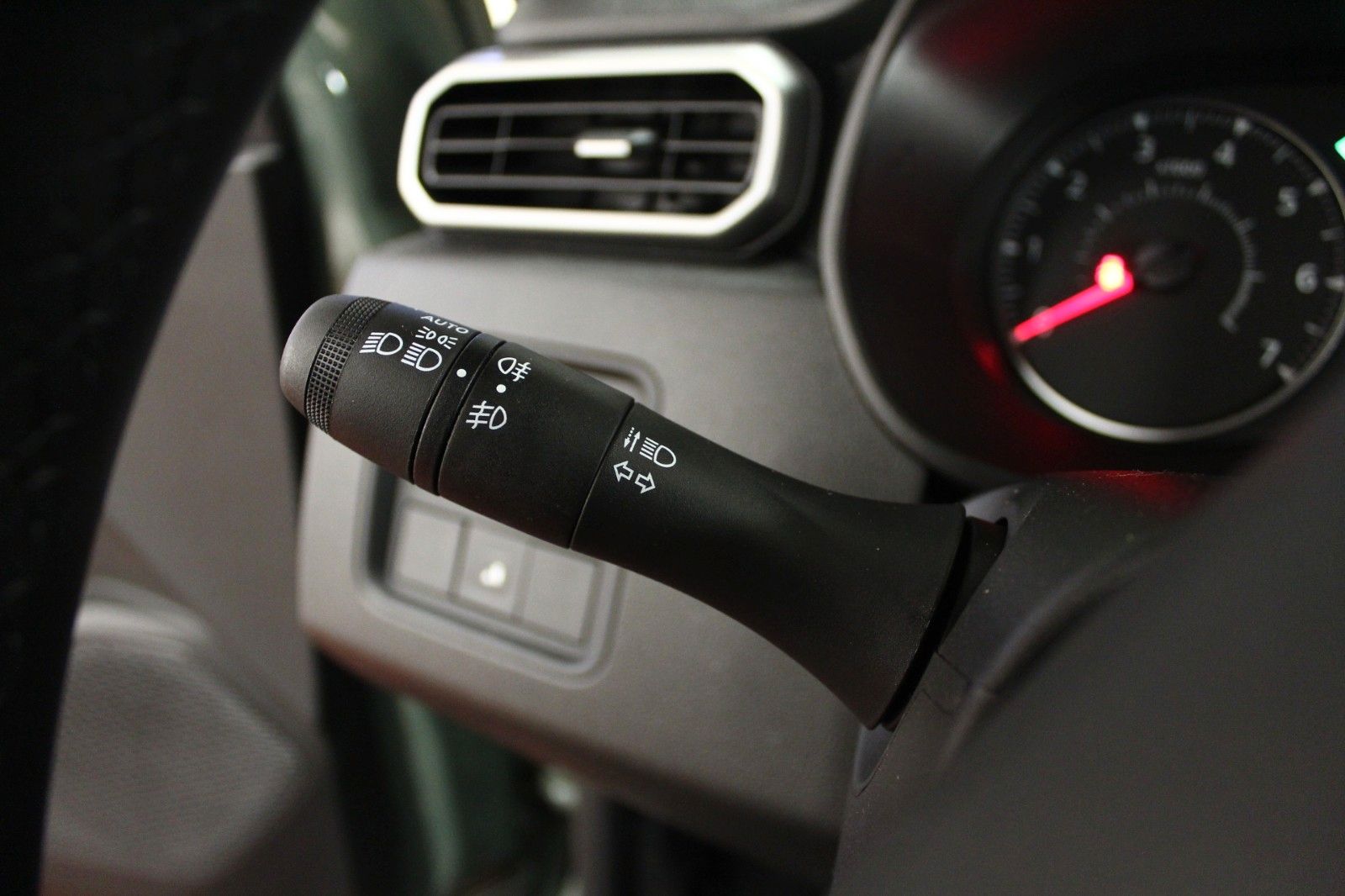 Fahrzeugabbildung Dacia Duster TCe130 Journey*Navi*Sitzhzg**Modell 2023