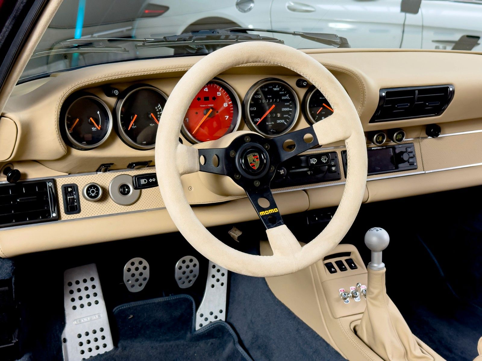 Fahrzeugabbildung Porsche 911 RSR Hommage