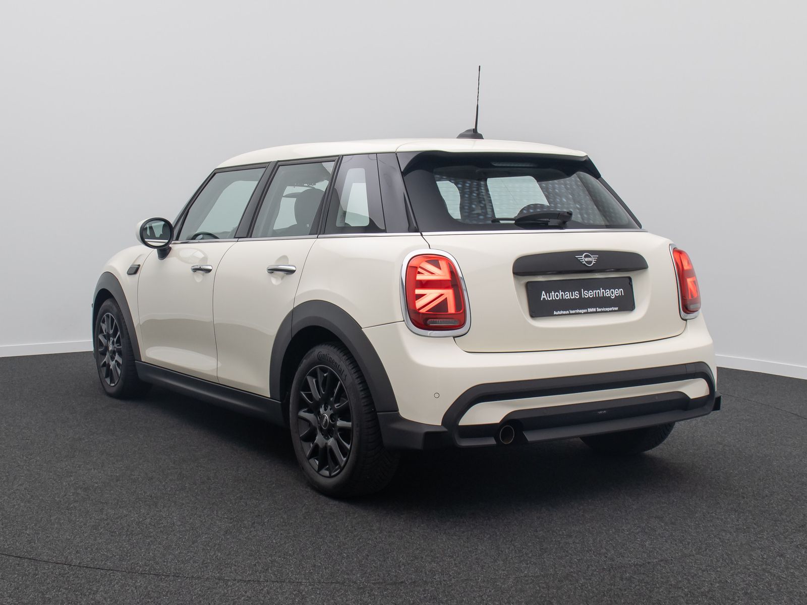 Fahrzeugabbildung MINI ONE ClassicTrim LED Navi Komfort Leder DAB Sport