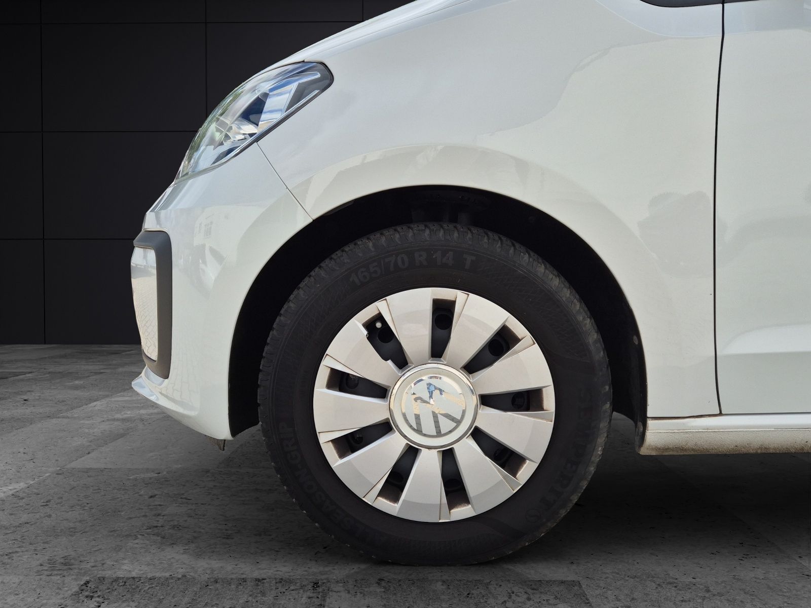 Fahrzeugabbildung Volkswagen up! 1.0 move-up! Klima DAB GRA RFK