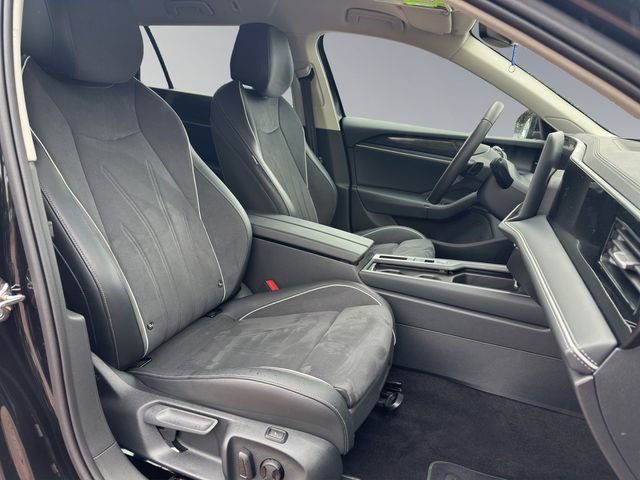 Passat Variant 2.0 TDI Business DSG ACC LED 360°