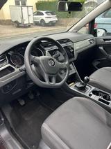 Volkswagen Touran 1.6 TDI SCR Comfortline Comfortline - VW Touran Gebrauchtwagen in Mainz