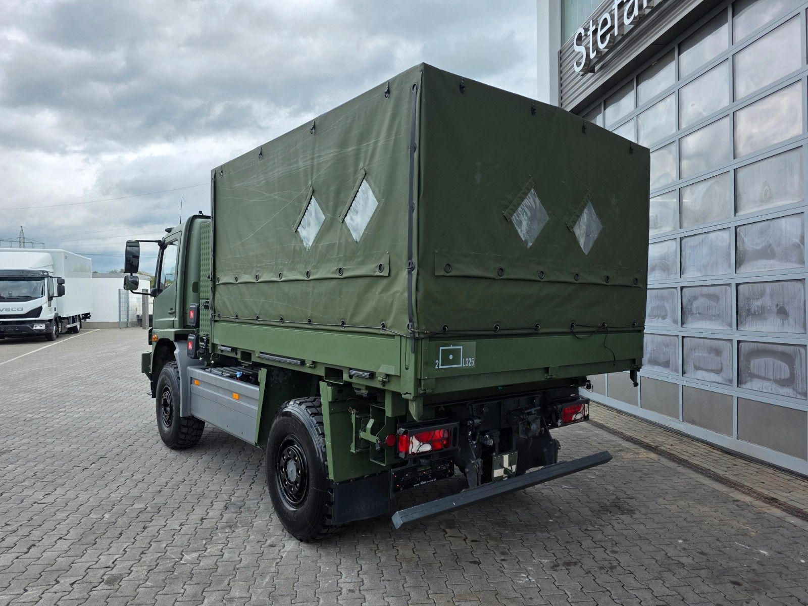 Fahrzeugabbildung Mercedes-Benz Atego 1018 A 4x4 Pritsche Plane mehrfach vorh.
