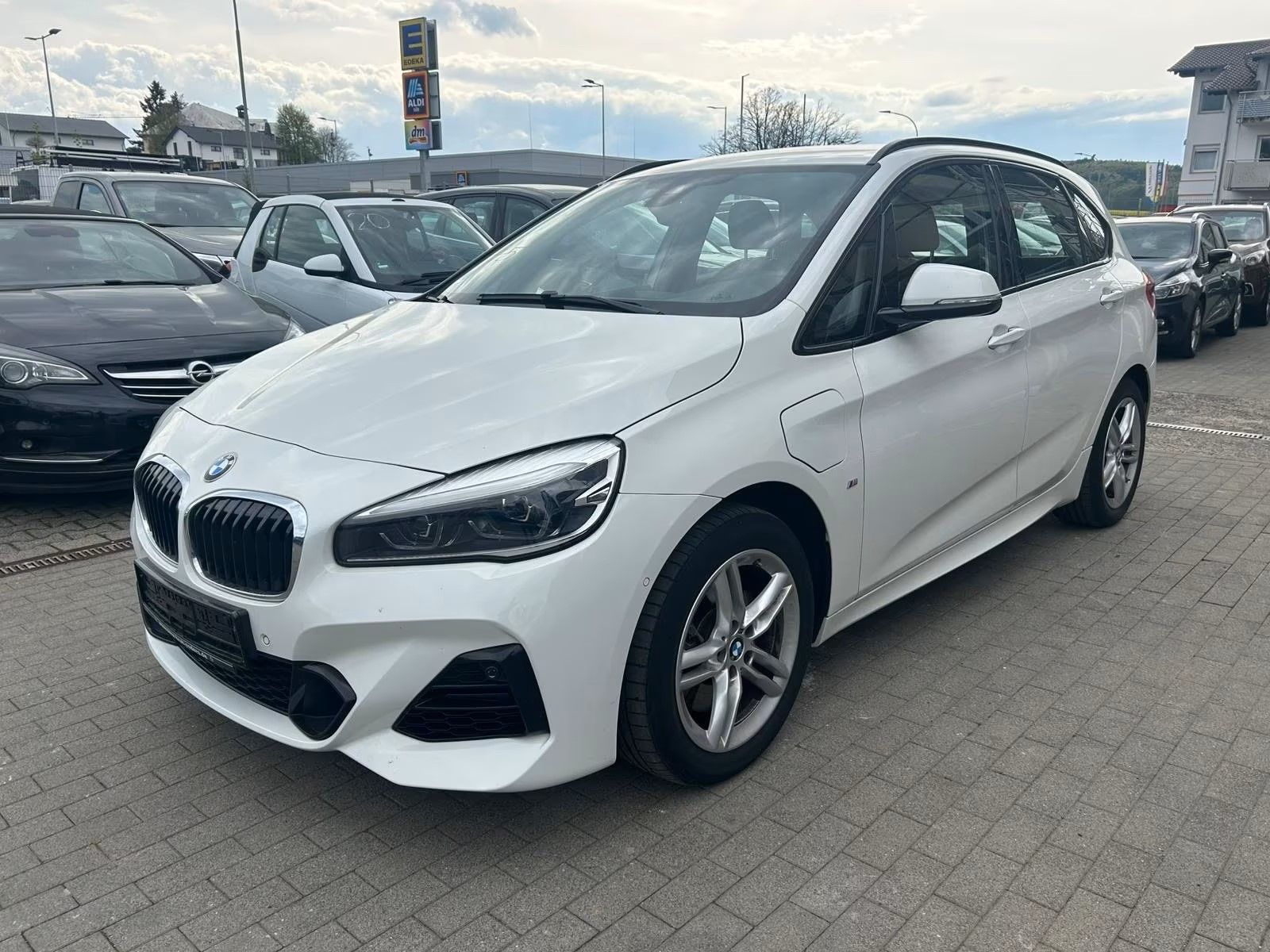 BMW 225 Active Tourer 225xe iPerformance  M Sport imagem 3