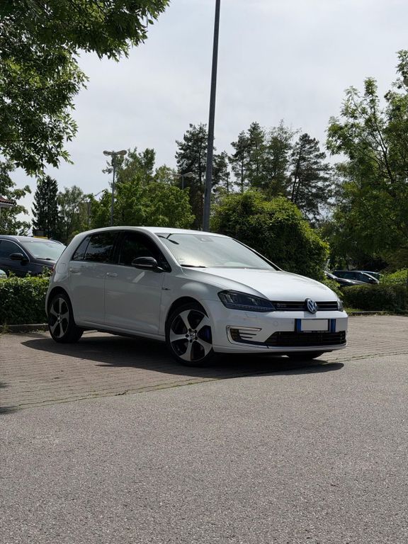 Image of Volkswagen Golf