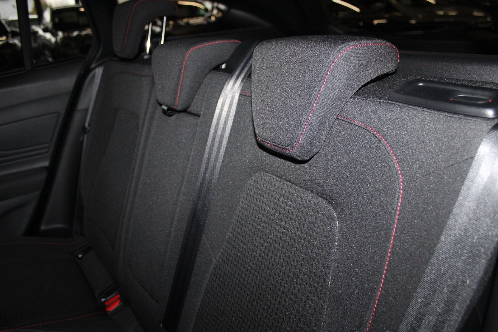 Fahrzeugabbildung Ford Focus ST-Line X Aut. Matrix-LED ACC B&O WinterP.