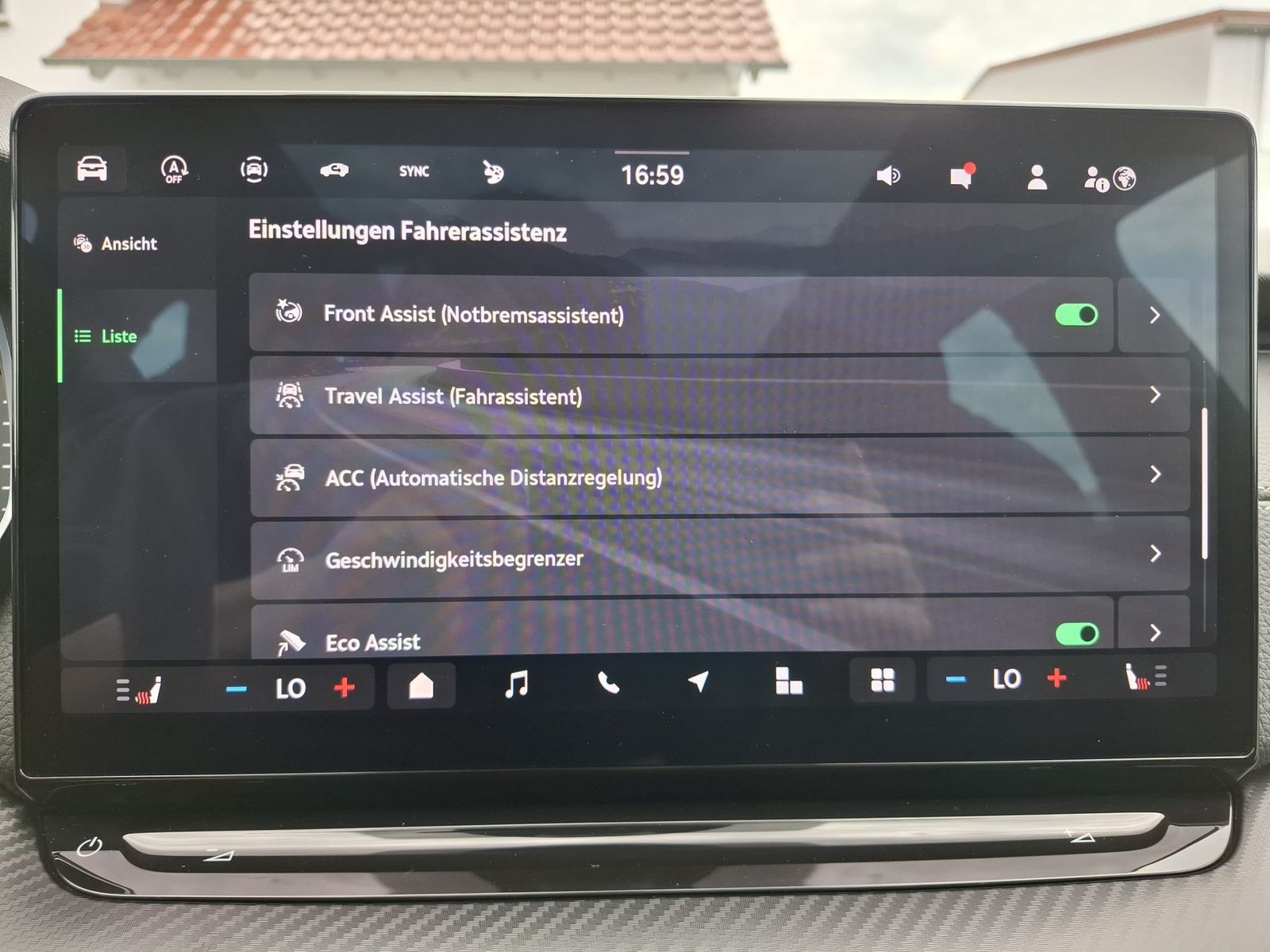 Fahrzeugabbildung SKODA Octavia 1.5 DSG Sportline PANO*MATRIX*AHK*5J.GAR