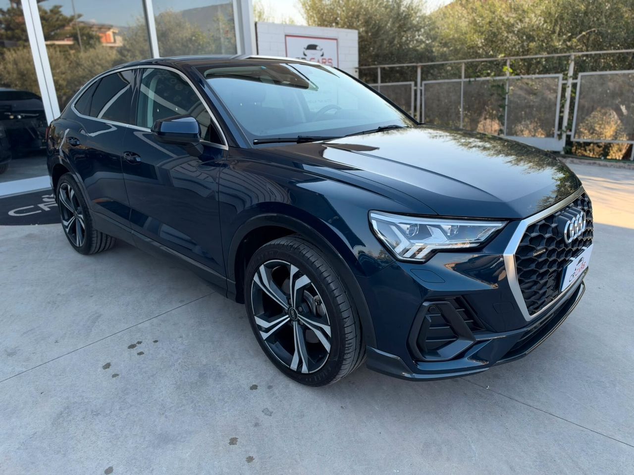 Audi Q3 SPB 40 TDI quattro S tronic Business Plu imagem 2
