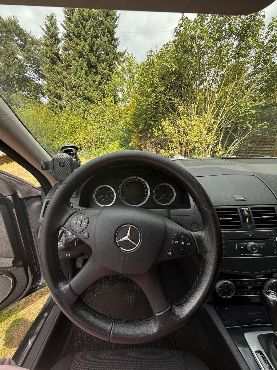 Mercedes-Benz C220 2008 — photo 10