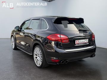 Porsche Cayenne - 3