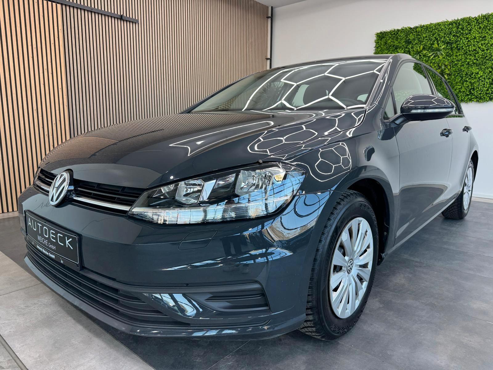 Volkswagen Golf VII Lim. 1.6 TDI Trendline DSG Klima SHZ